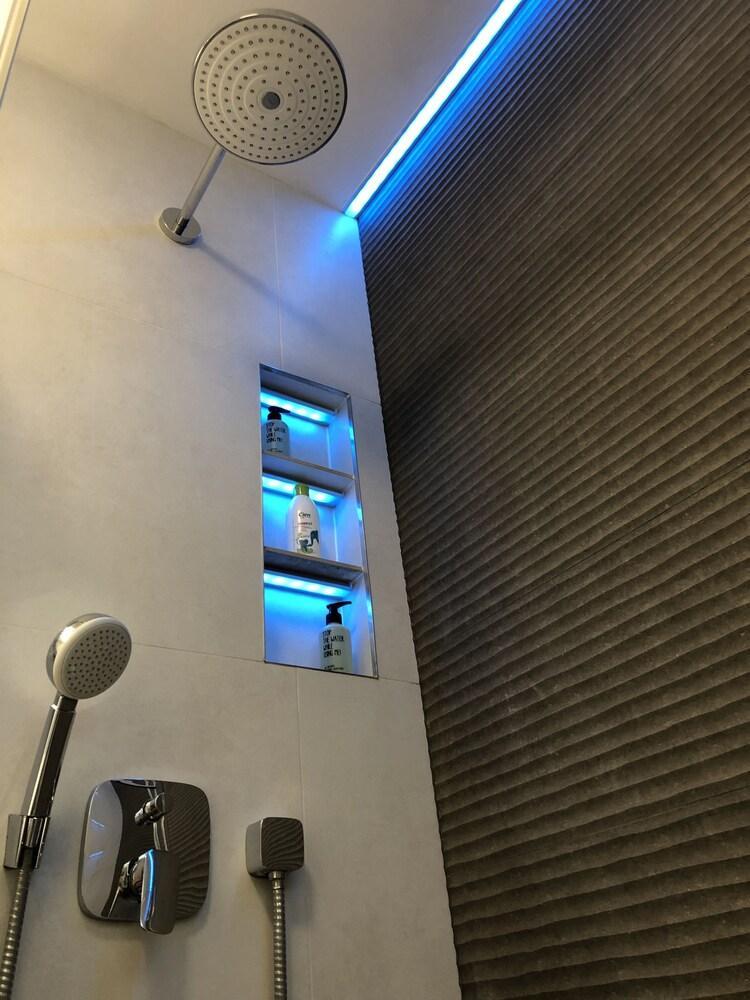 Dobrobeat Apartment Bratislava Bagian luar foto