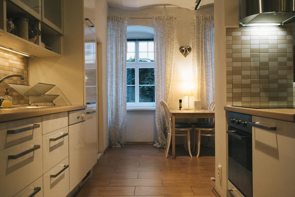Dobrobeat Apartment Bratislava Bagian luar foto