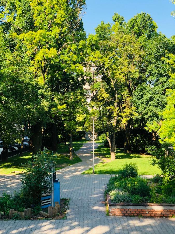 Dobrobeat Apartment Bratislava Bagian luar foto