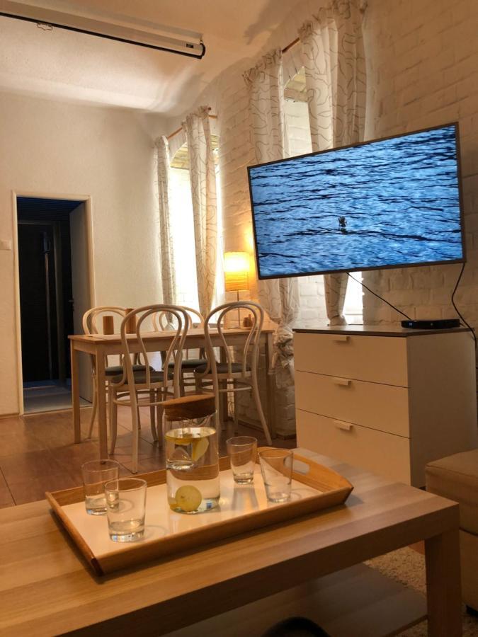 Dobrobeat Apartment Bratislava Bagian luar foto