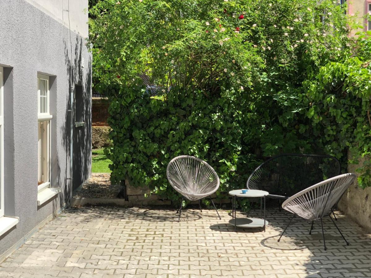 Dobrobeat Apartment Bratislava Bagian luar foto
